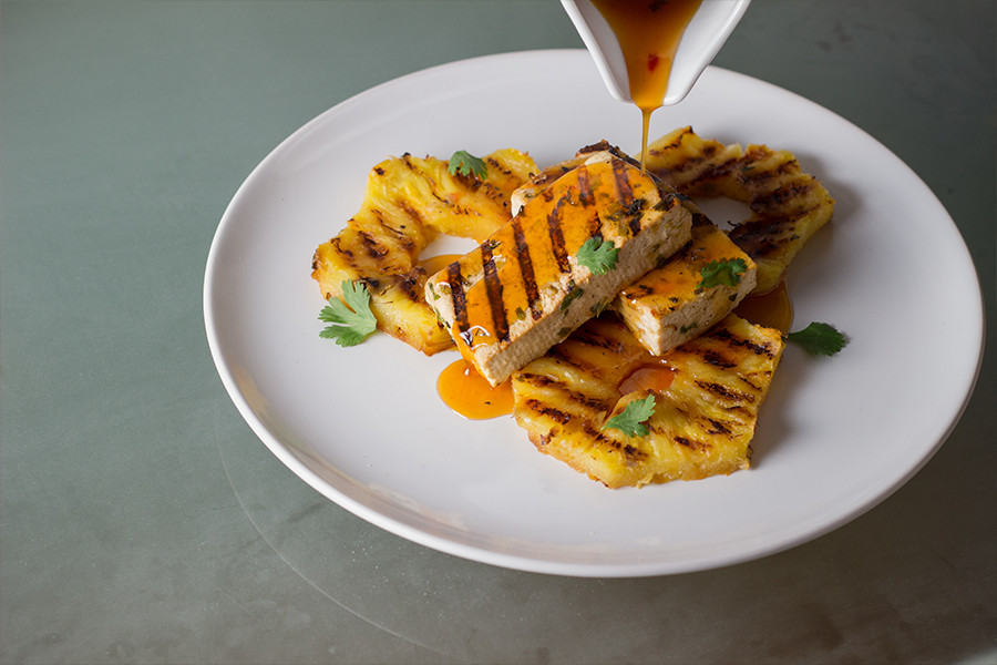 The addition of the Jamaican Jerk Marinade takes this Tofu recipe to another level. Clean-eating-uber-healthy-but-super-yummy-vegan-dinner. Make it today.