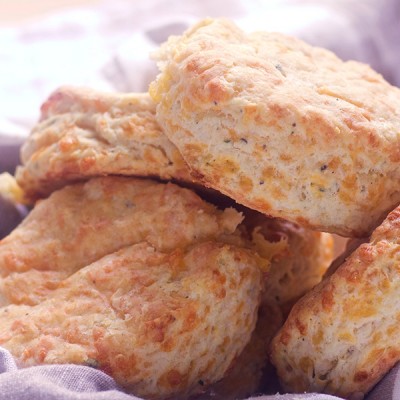Cheddar Thyme Biscuit