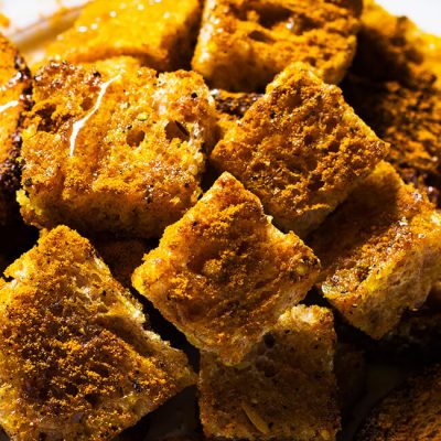 Curry Croutons